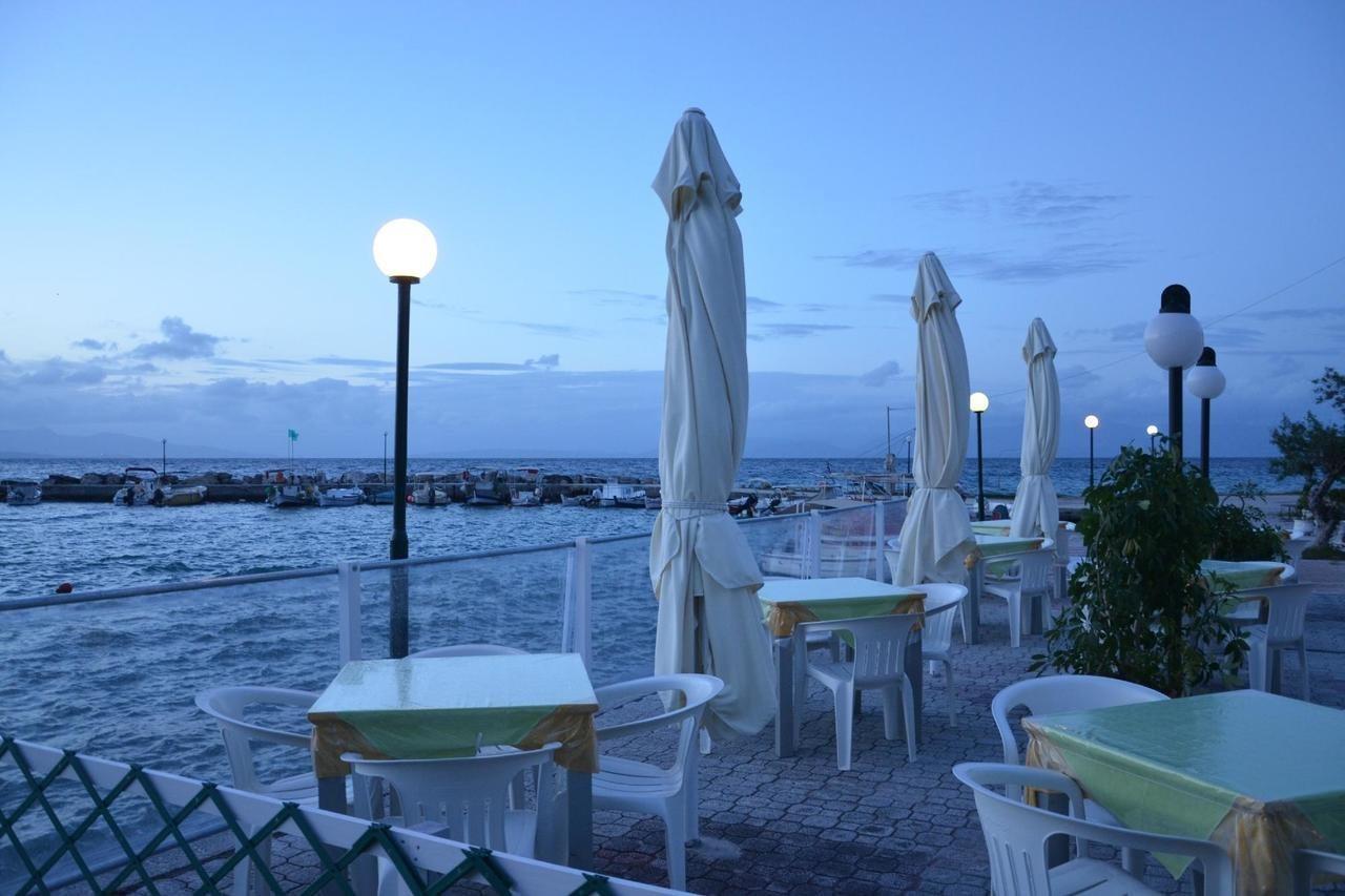Golden Sunset Otel Mpoukaris Dış mekan fotoğraf