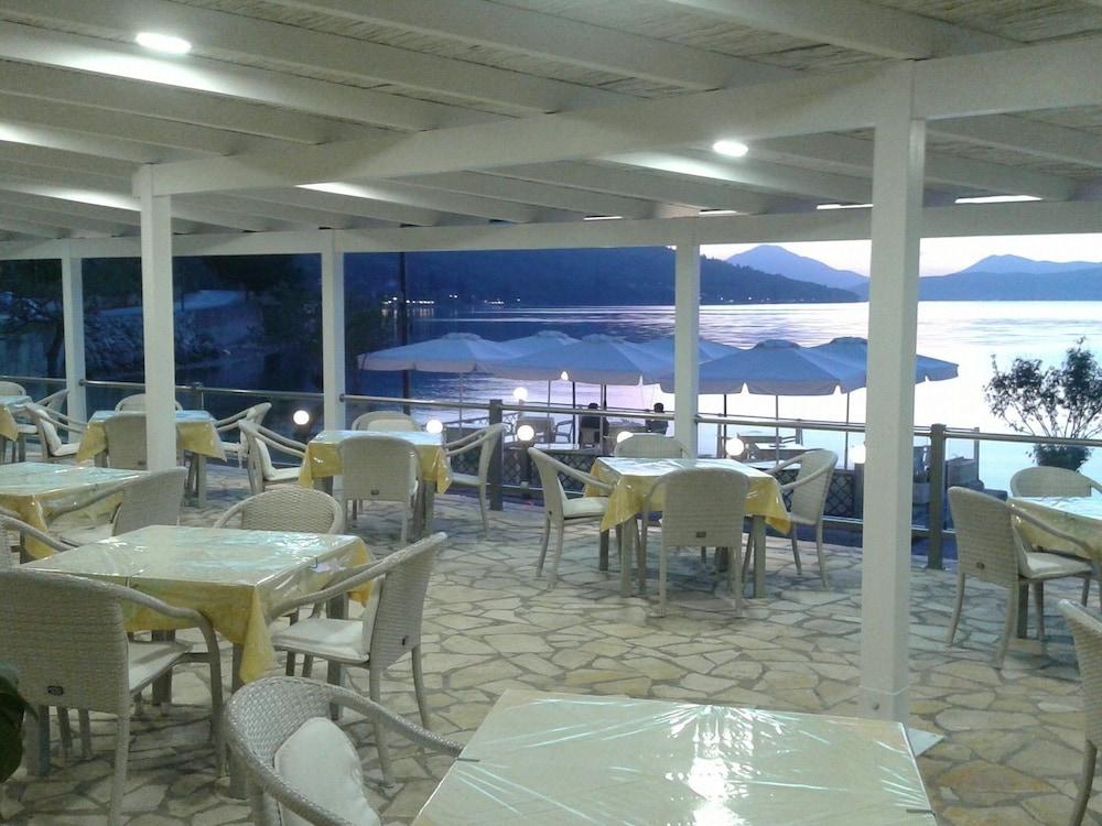 Golden Sunset Otel Mpoukaris Dış mekan fotoğraf
