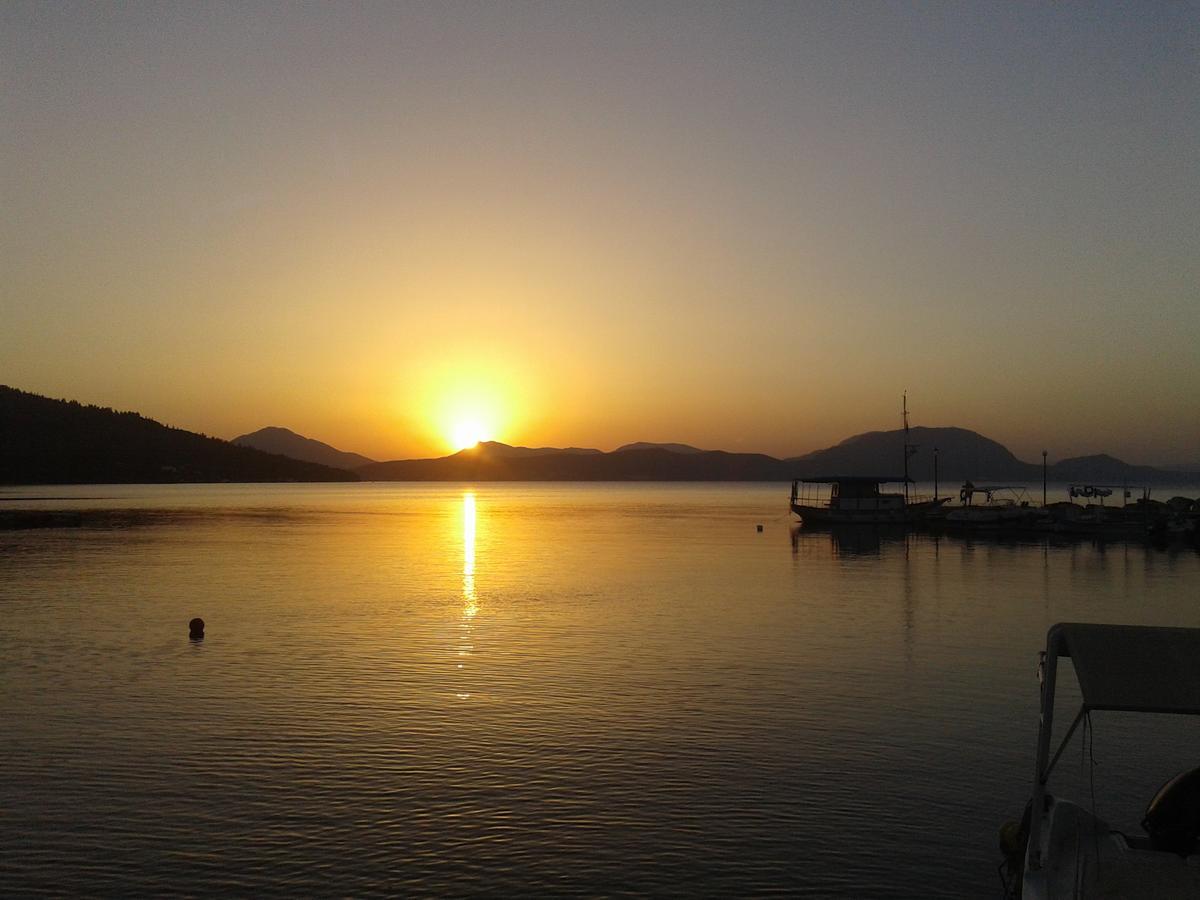 Golden Sunset Otel Mpoukaris Dış mekan fotoğraf